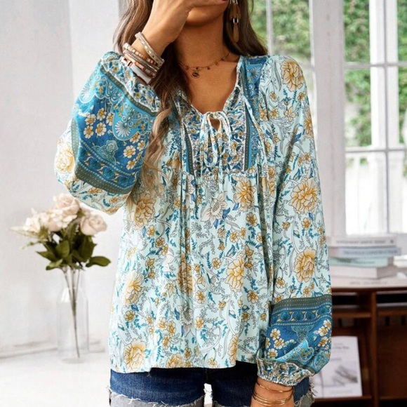 Boho Floral Print neck tie blouse - Picture 3 of 9
